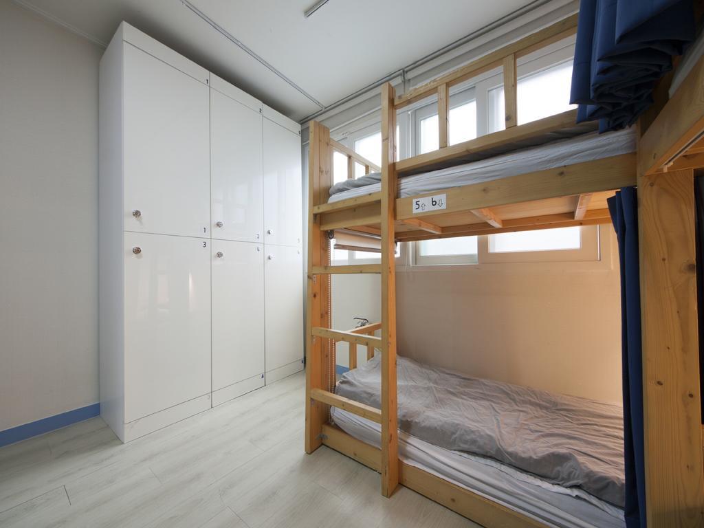 Lazy Fox Den Hostel